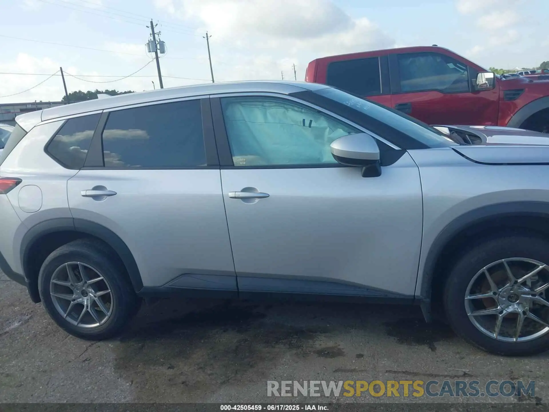13 fotografías del automóvil dañado 5N1BT3BA6PC786348 NISSAN ROGUE 2023