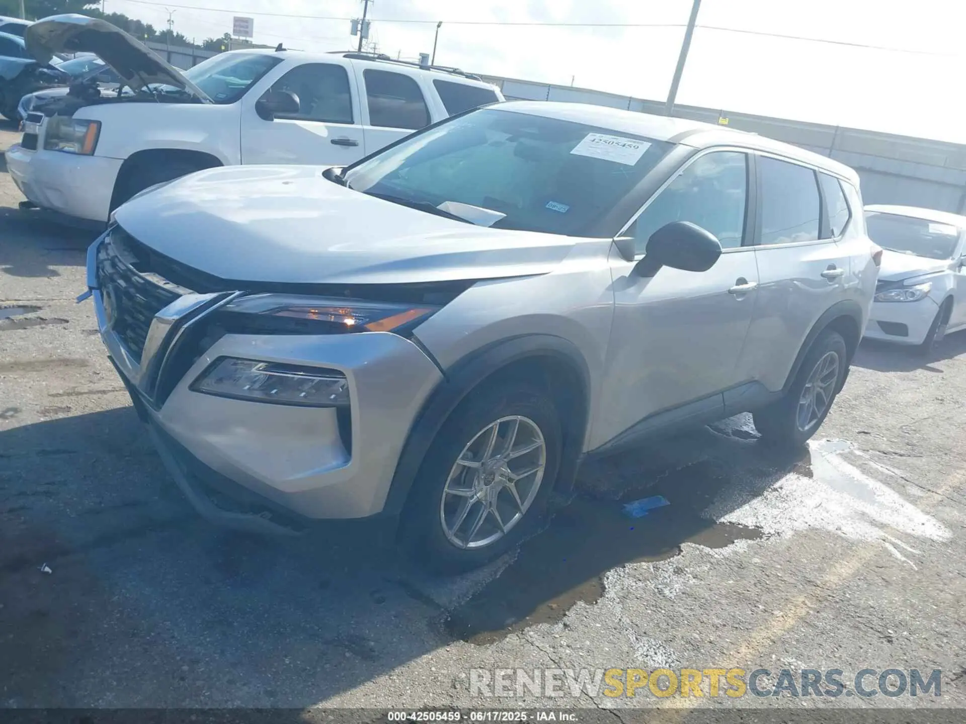 2 fotografías del automóvil dañado 5N1BT3BA6PC786348 NISSAN ROGUE 2023