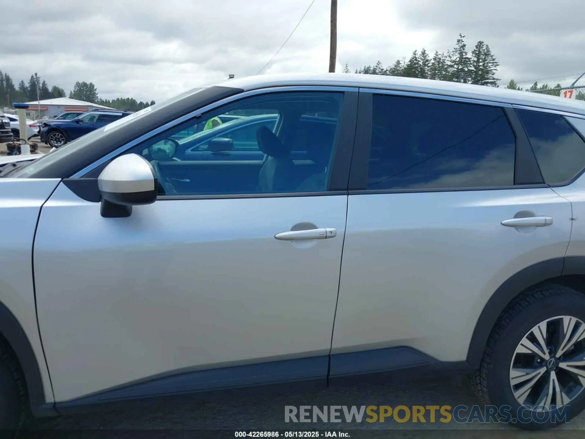 15 fotografías del automóvil dañado 5N1BT3BB1PC792941 NISSAN ROGUE 2023
