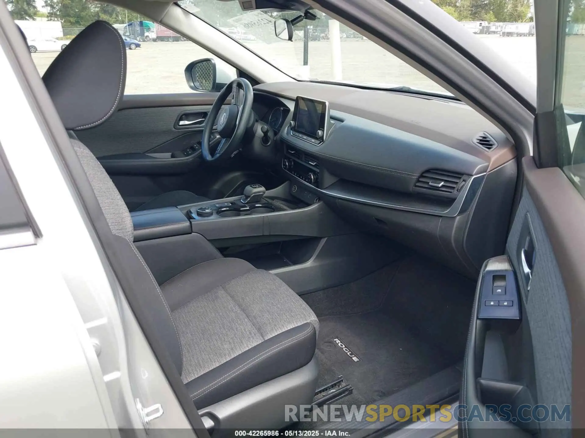 5 fotografías del automóvil dañado 5N1BT3BB1PC792941 NISSAN ROGUE 2023