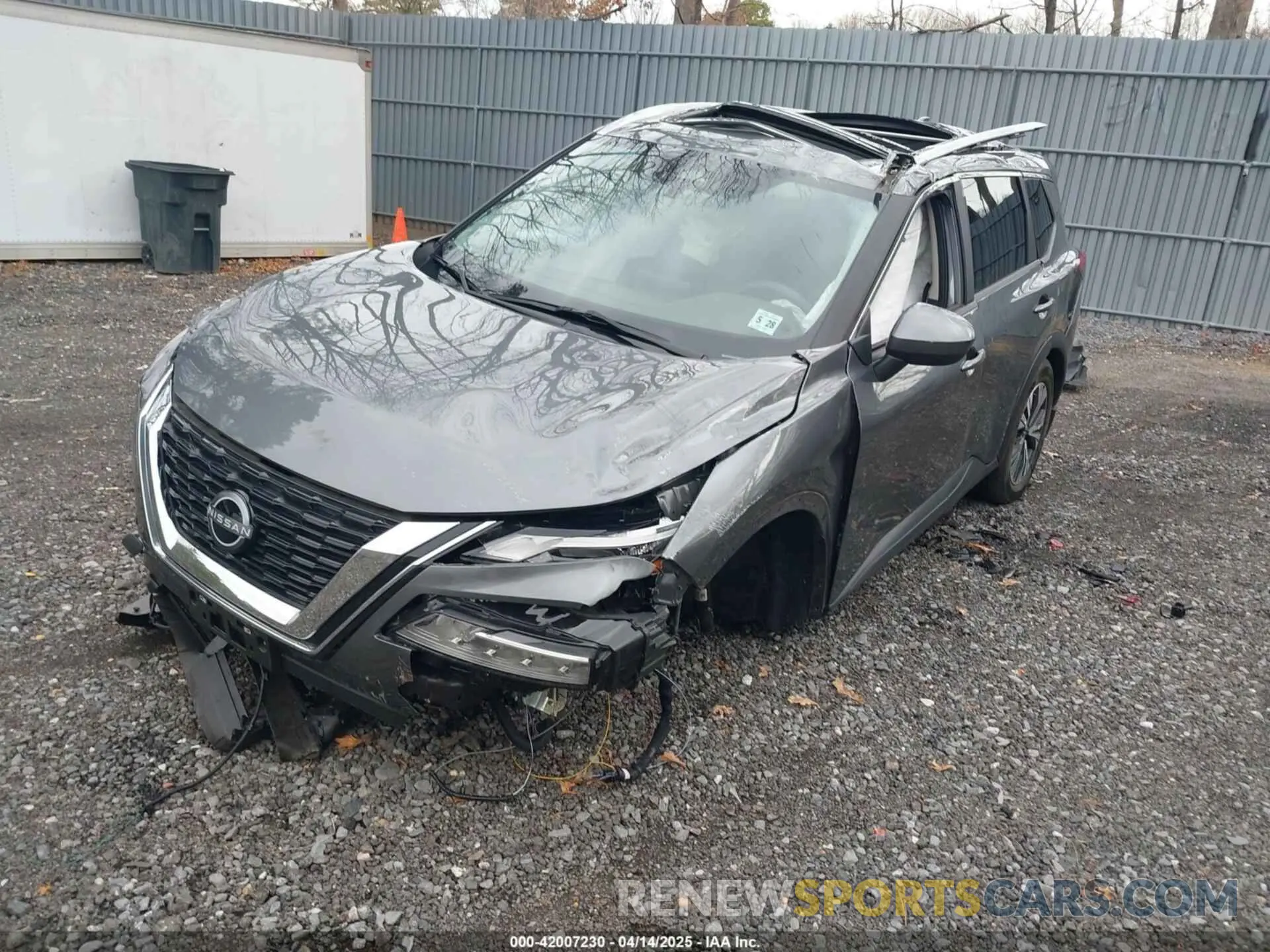 2 fotografías del automóvil dañado 5N1BT3BB1PC827610 NISSAN ROGUE 2023