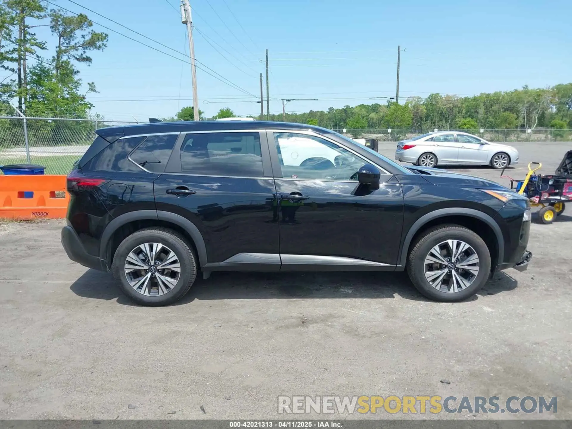 13 fotografías del automóvil dañado 5N1BT3BB1PC890139 NISSAN ROGUE 2023