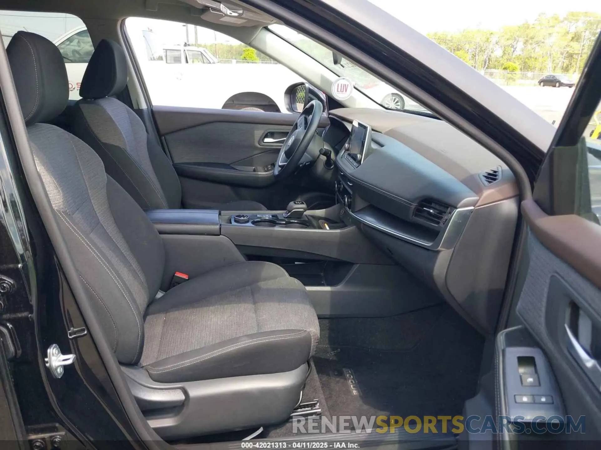 5 fotografías del automóvil dañado 5N1BT3BB1PC890139 NISSAN ROGUE 2023