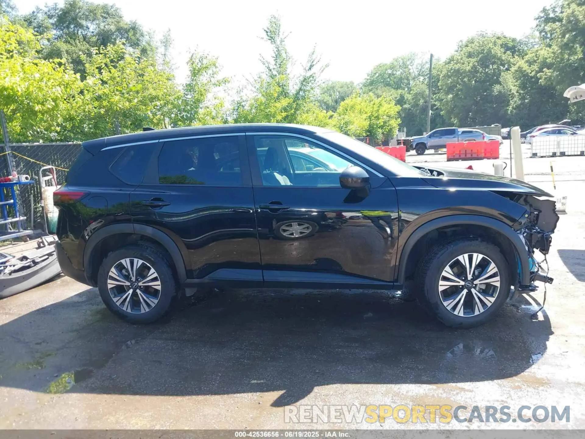 14 fotografías del automóvil dañado 5N1BT3BB3PC894211 NISSAN ROGUE 2023