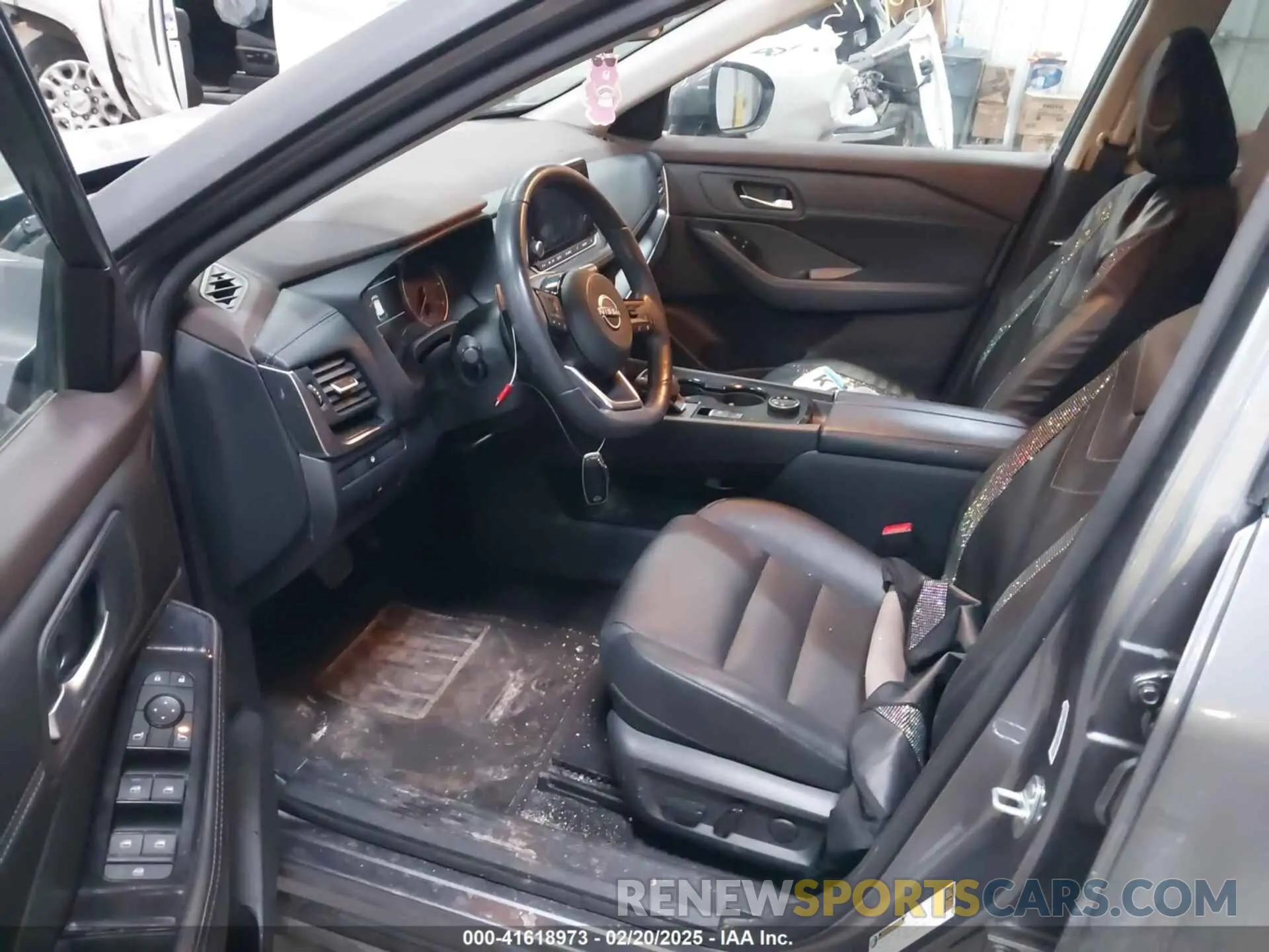 5 fotografías del automóvil dañado 5N1BT3BB4PC797096 NISSAN ROGUE 2023