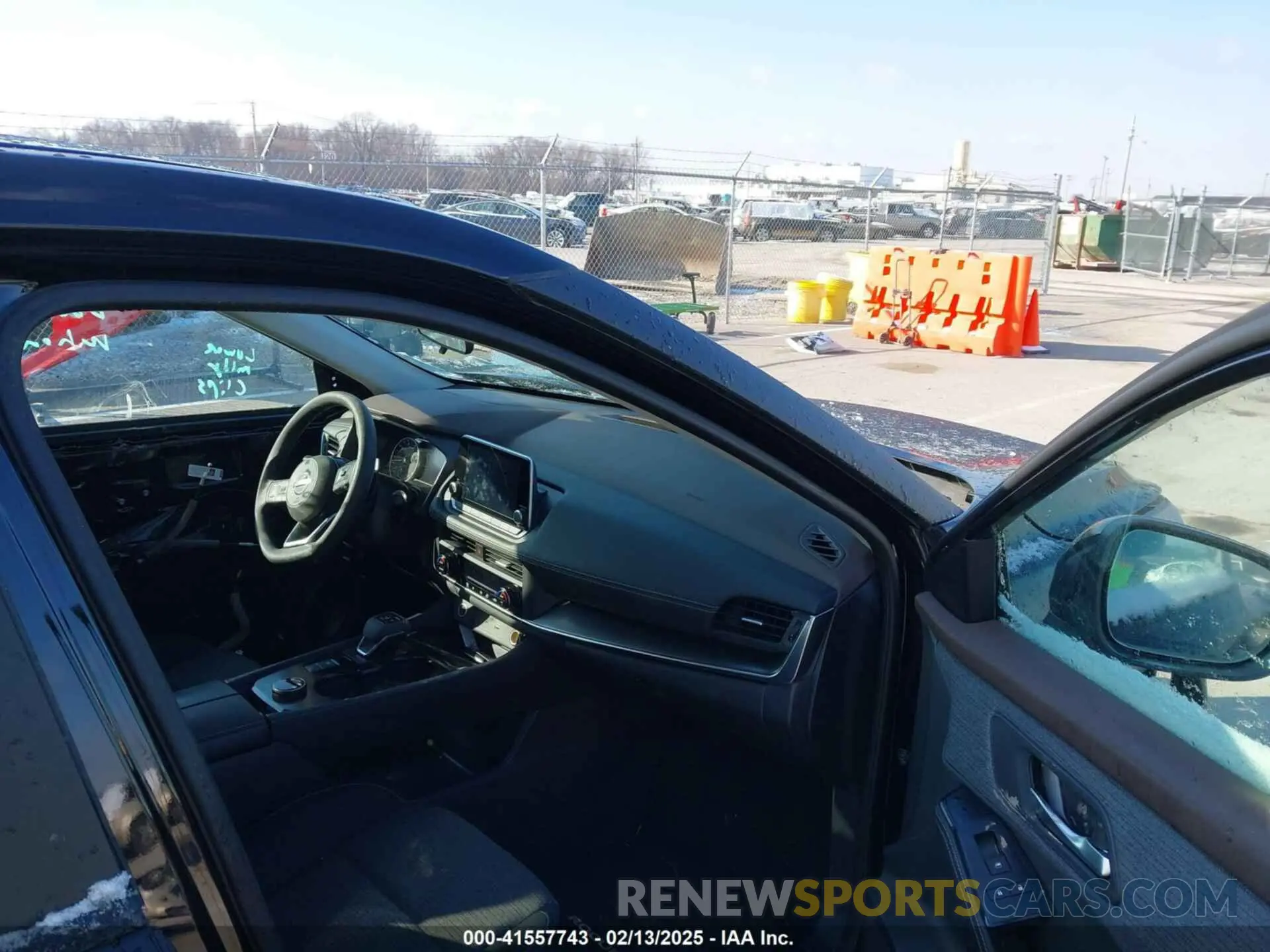 5 fotografías del automóvil dañado 5N1BT3BB9PC794100 NISSAN ROGUE 2023