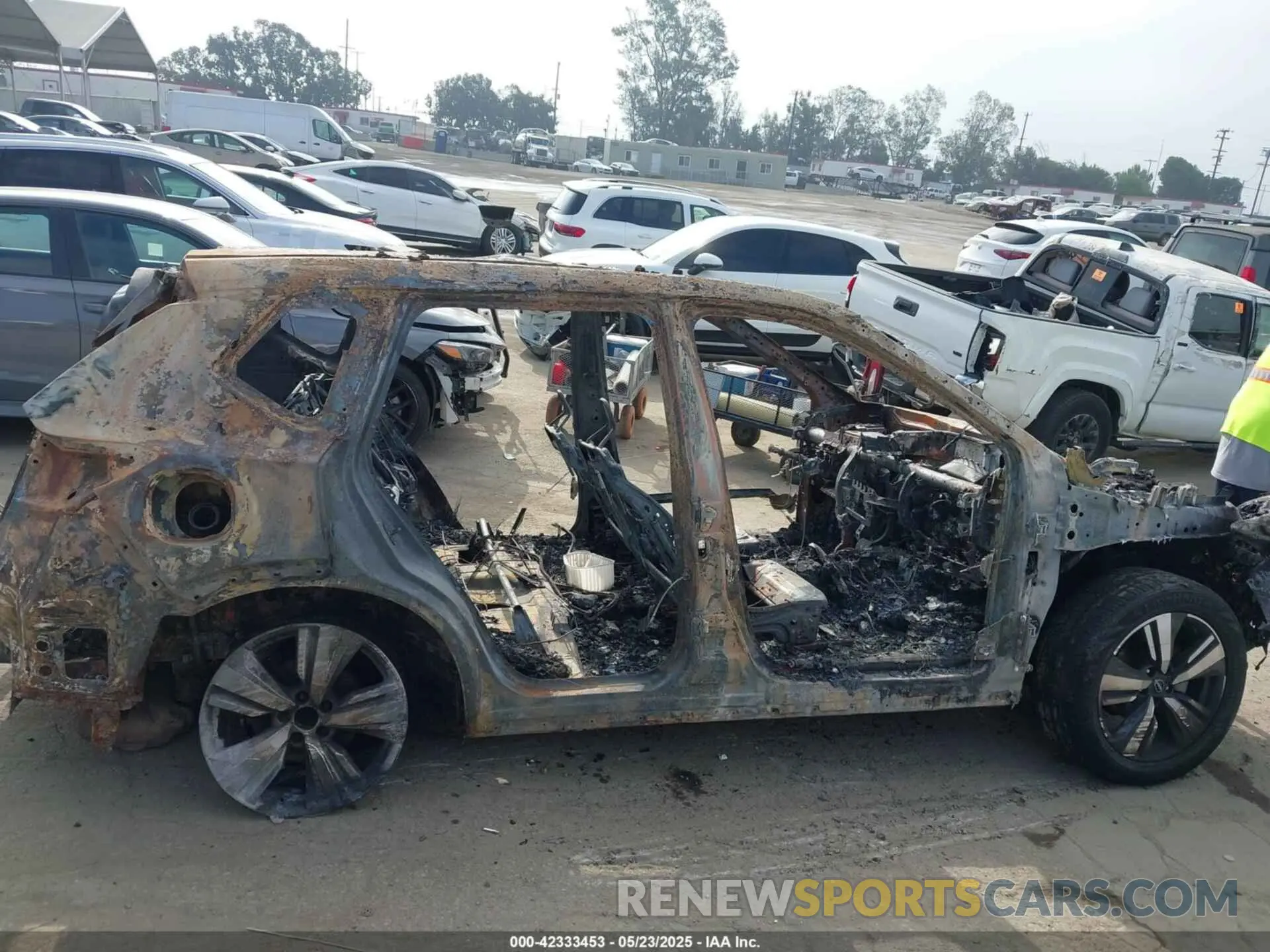 12 fotografías del automóvil dañado 5N1BT3CA3PC678235 NISSAN ROGUE 2023
