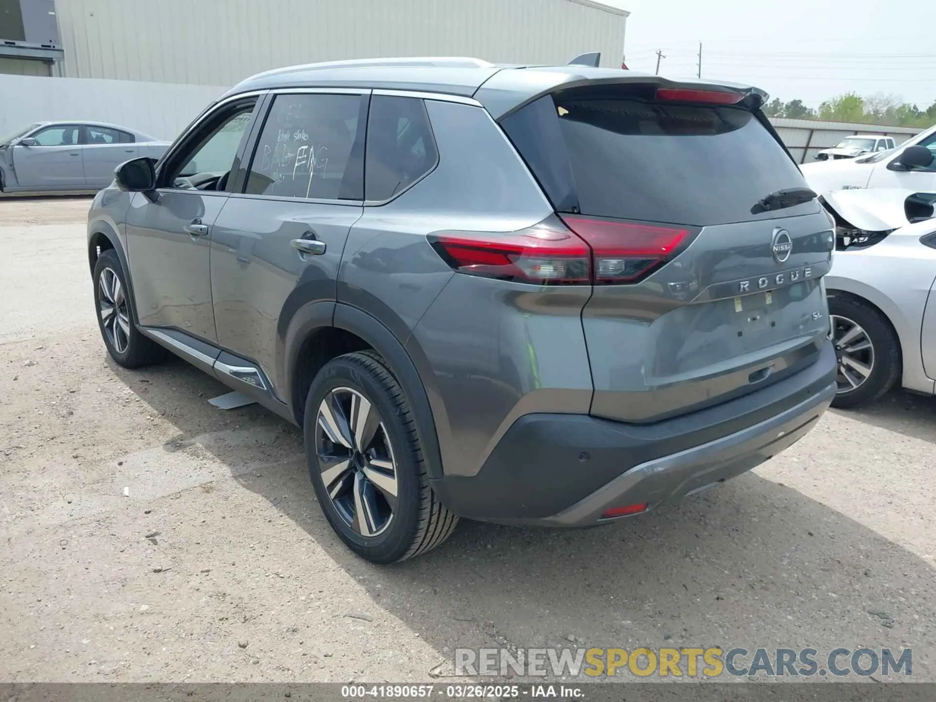 3 fotografías del automóvil dañado 5N1BT3CA4PC804070 NISSAN ROGUE 2023