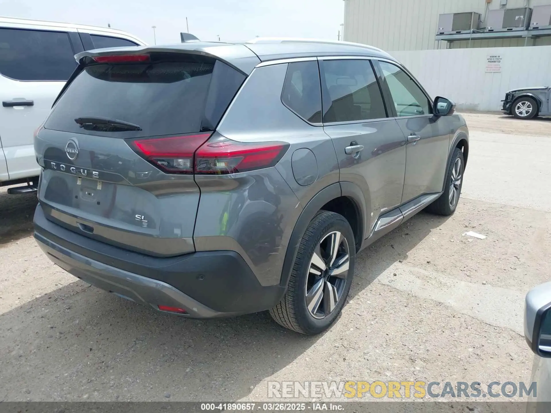 4 fotografías del automóvil dañado 5N1BT3CA4PC804070 NISSAN ROGUE 2023