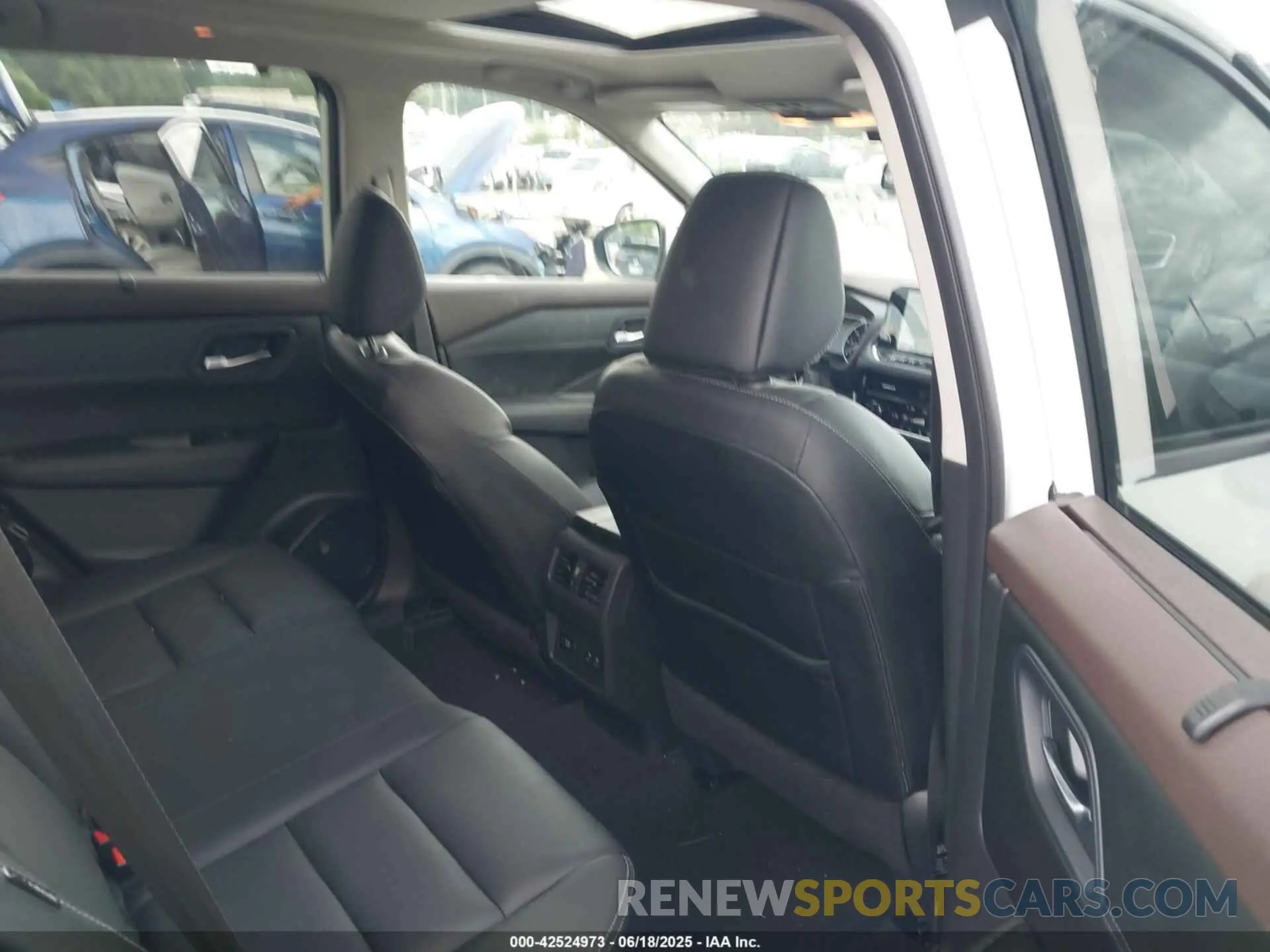 8 fotografías del automóvil dañado 5N1BT3CB7PC933400 NISSAN ROGUE 2023