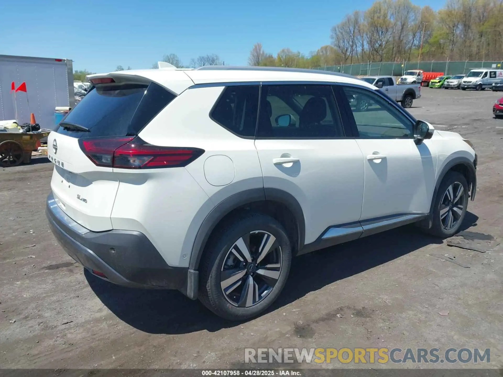 4 fotografías del automóvil dañado 5N1BT3CBXPC842427 NISSAN ROGUE 2023
