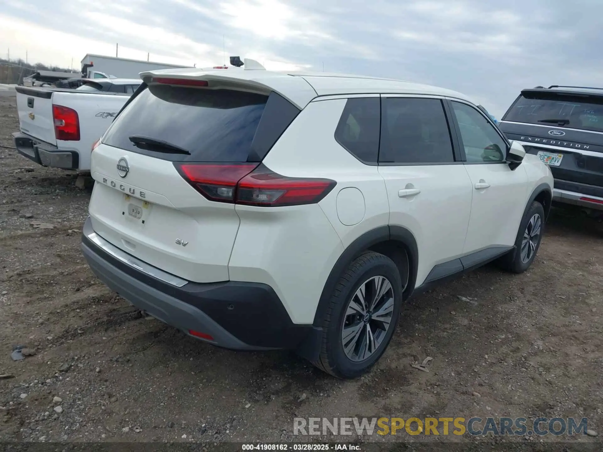 4 fotografías del automóvil dañado JN8BT3BA0PW005363 NISSAN ROGUE 2023