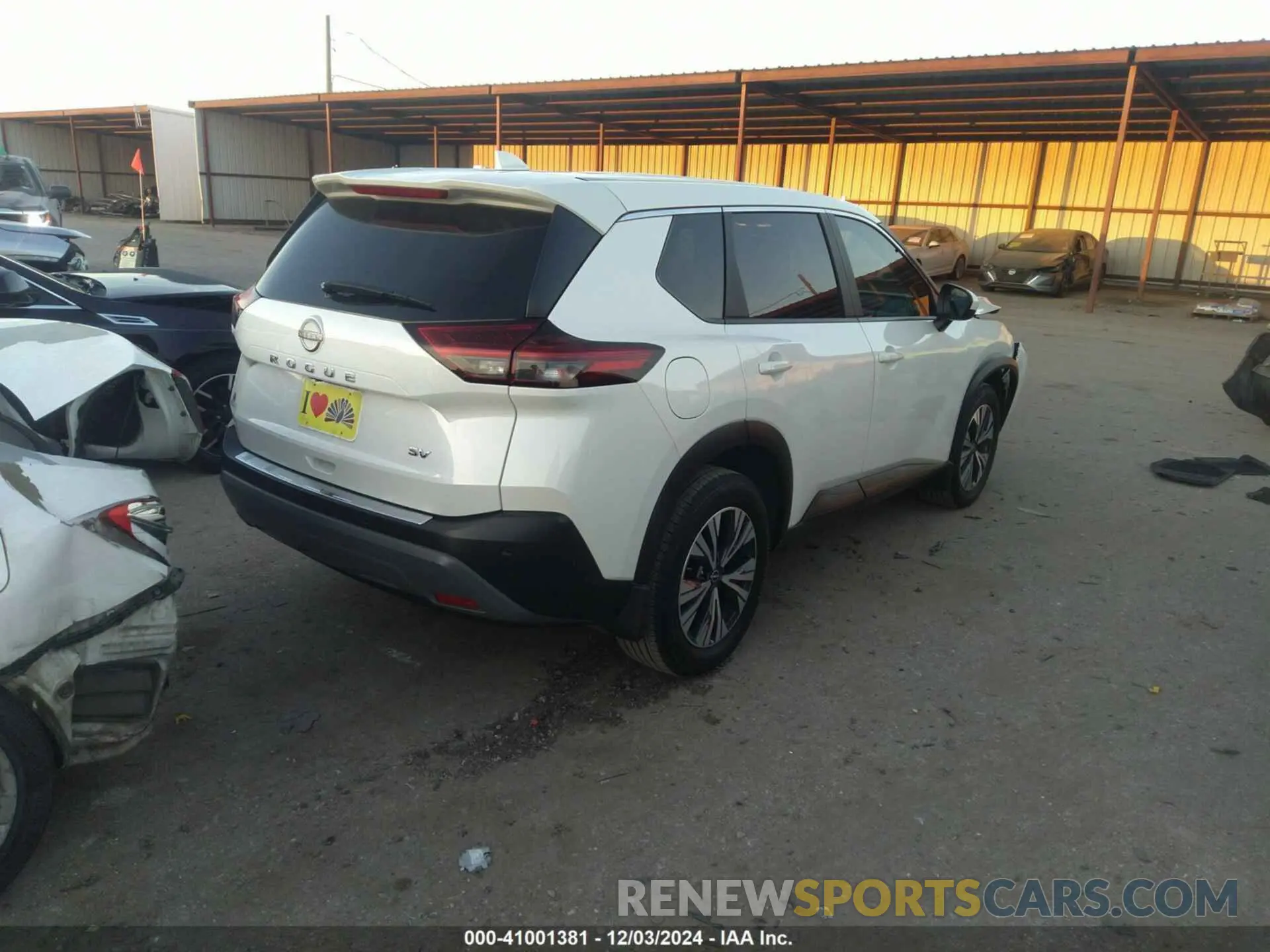 4 fotografías del automóvil dañado JN8BT3BA1PW427061 NISSAN ROGUE 2023