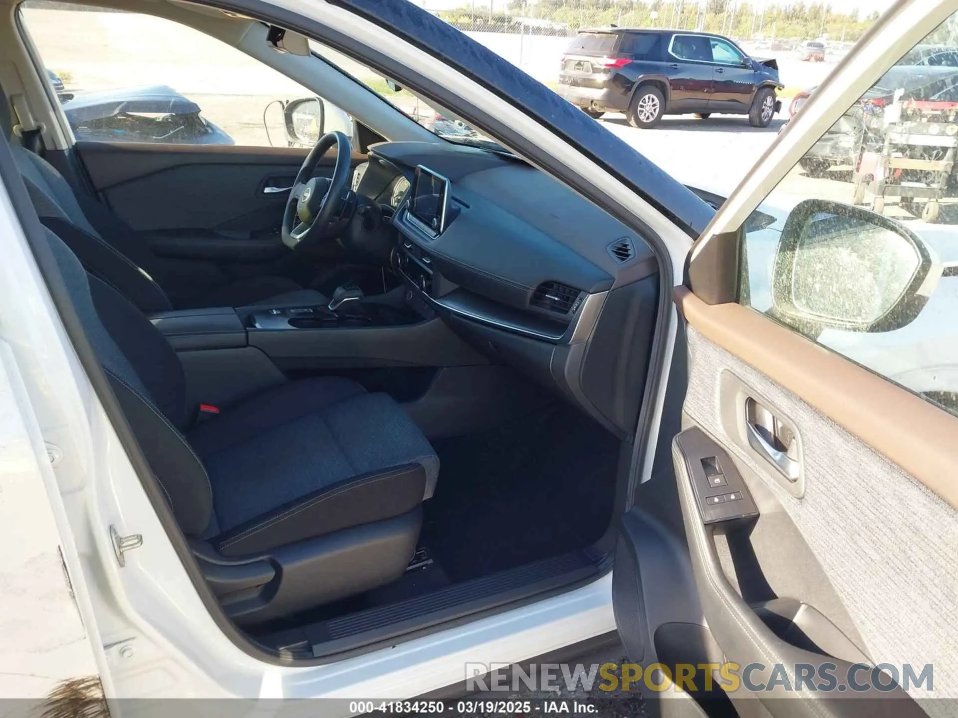 5 fotografías del automóvil dañado JN8BT3BA3PW437865 NISSAN ROGUE 2023