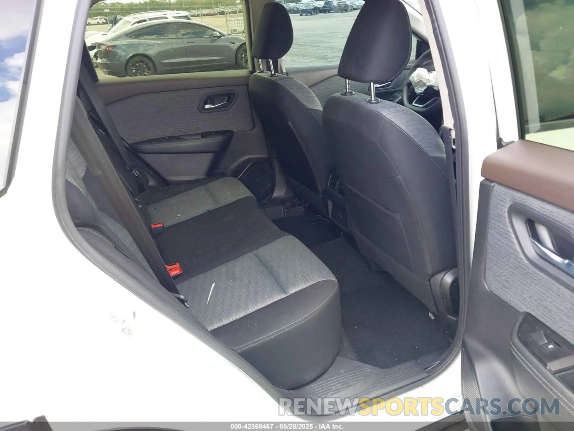 8 fotografías del automóvil dañado JN8BT3BA4PW008136 NISSAN ROGUE 2023