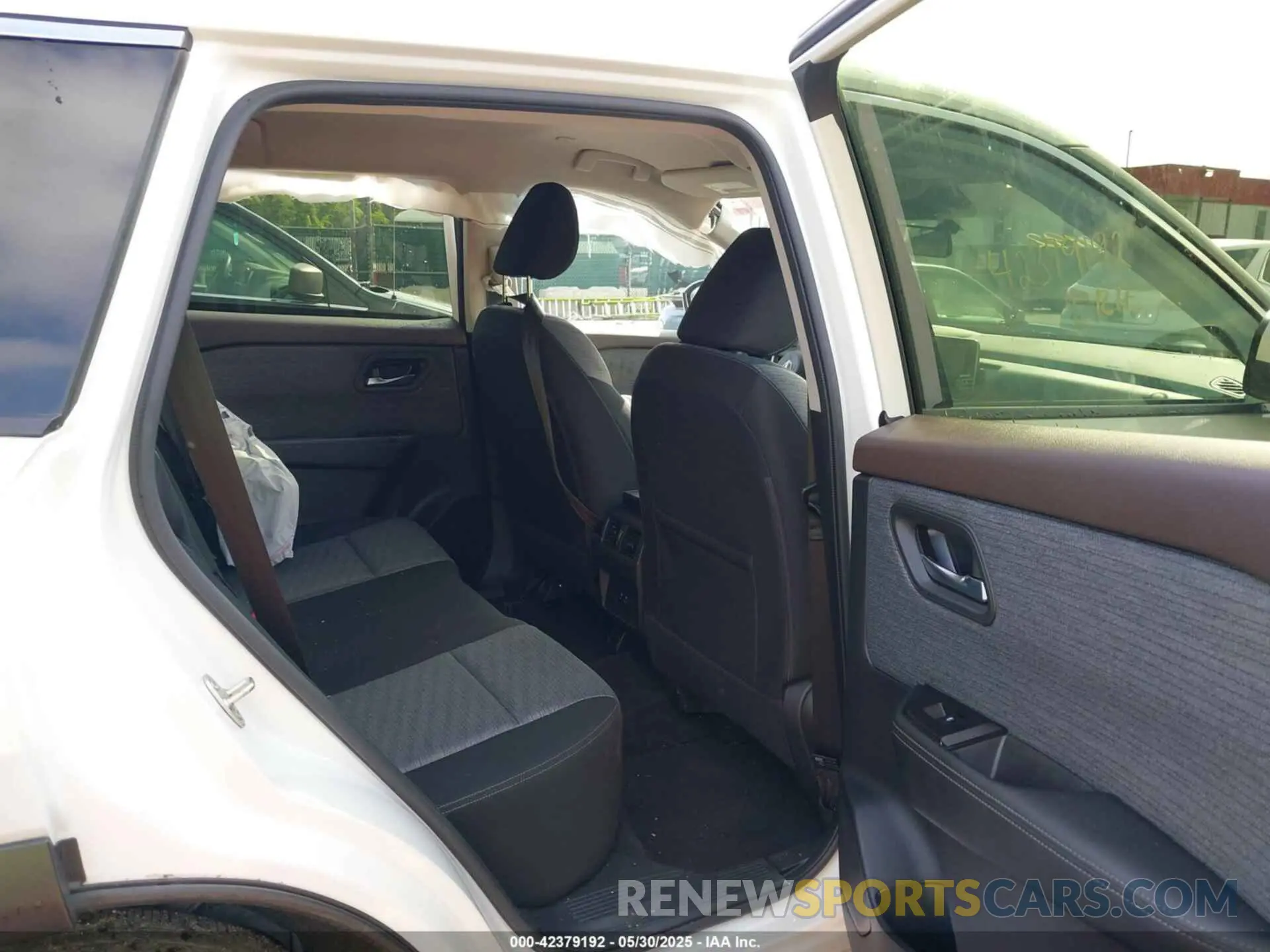 8 fotografías del automóvil dañado JN8BT3BA4PW414742 NISSAN ROGUE 2023