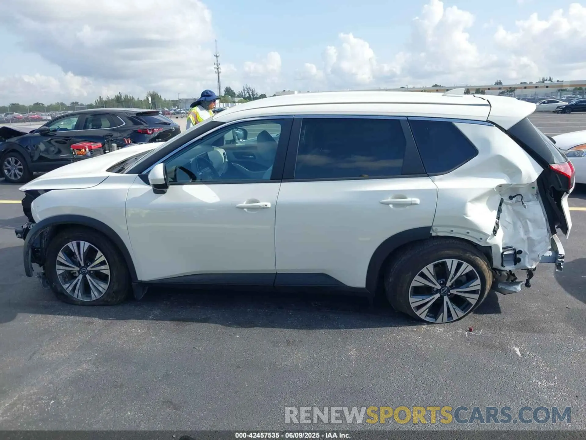 15 fotografías del automóvil dañado JN8BT3BA7PW428389 NISSAN ROGUE 2023