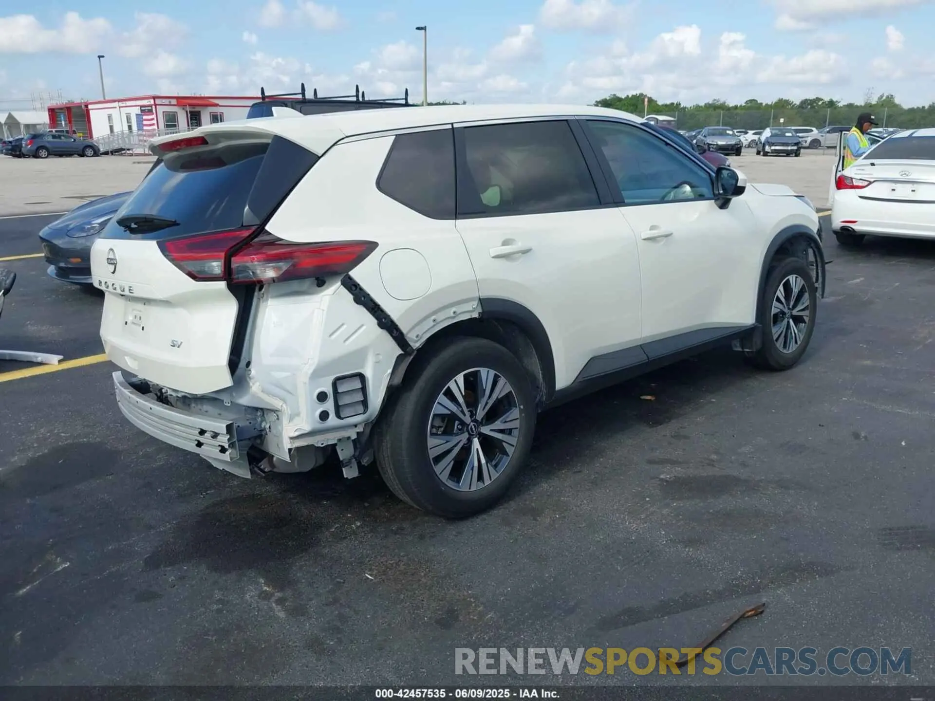 4 fotografías del automóvil dañado JN8BT3BA7PW428389 NISSAN ROGUE 2023