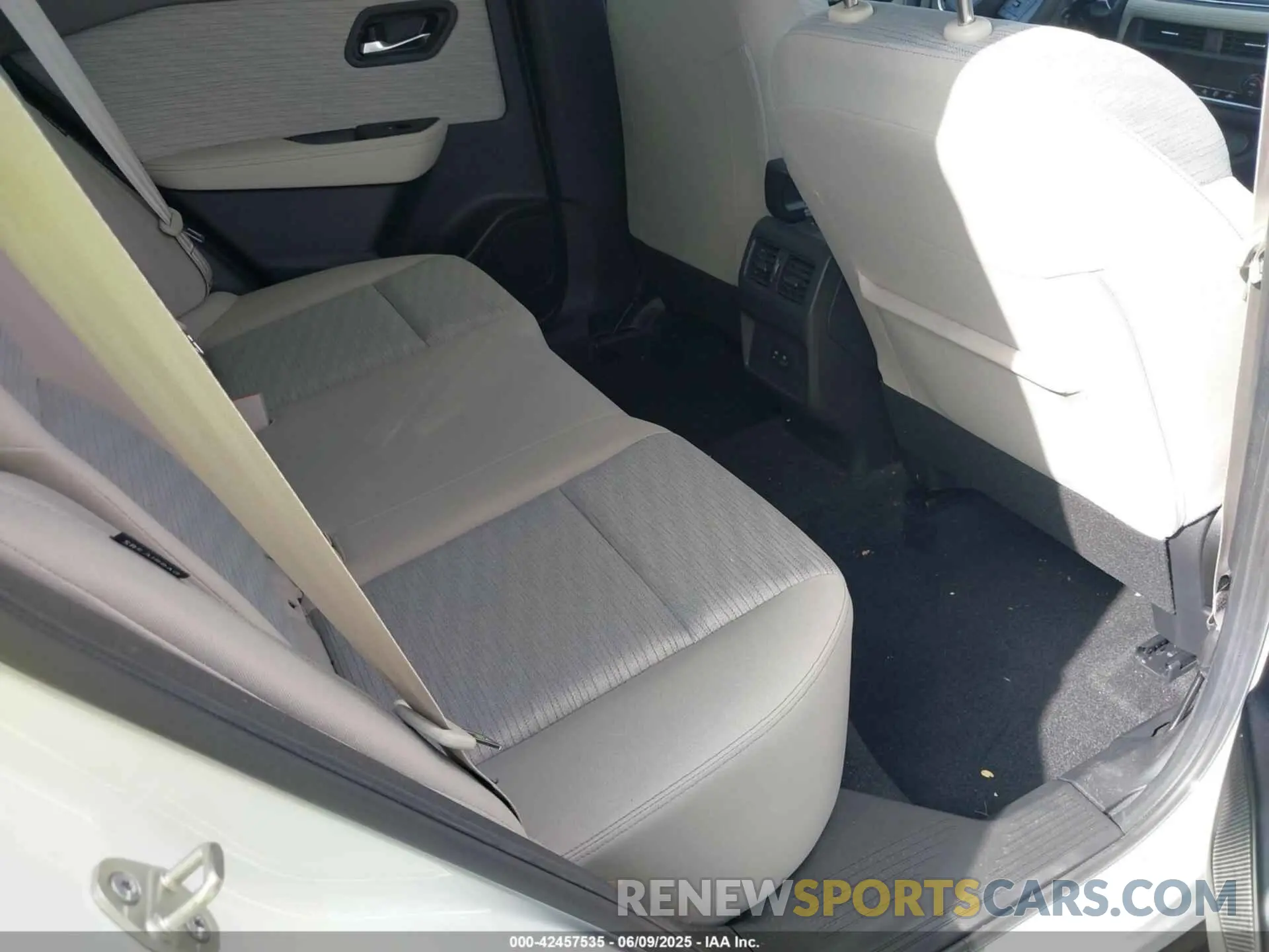 8 fotografías del automóvil dañado JN8BT3BA7PW428389 NISSAN ROGUE 2023
