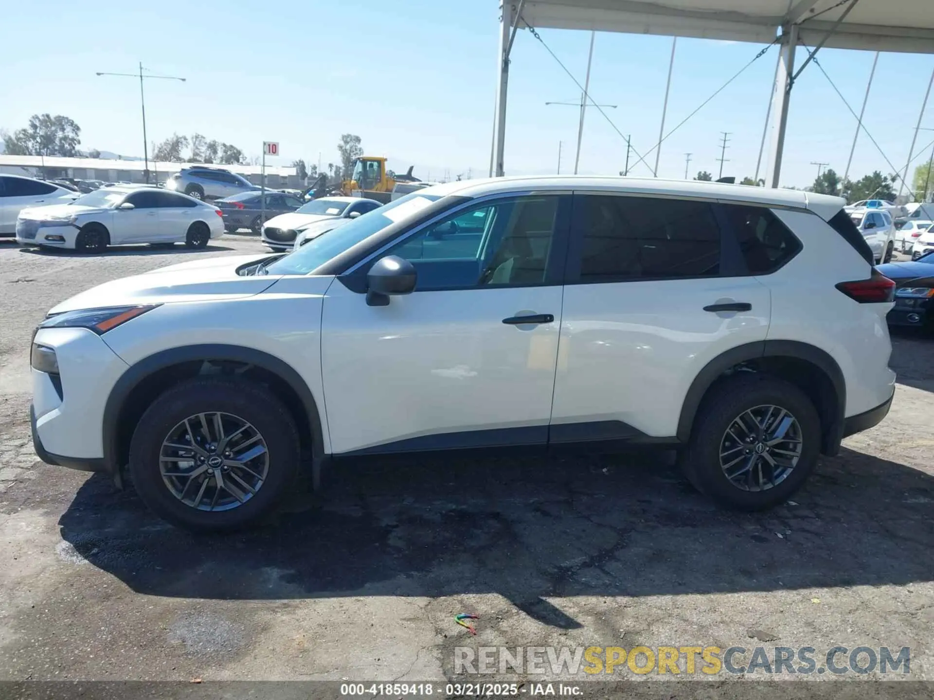 14 fotografías del automóvil dañado 5N1BT3AA3RC688415 NISSAN ROGUE 2024