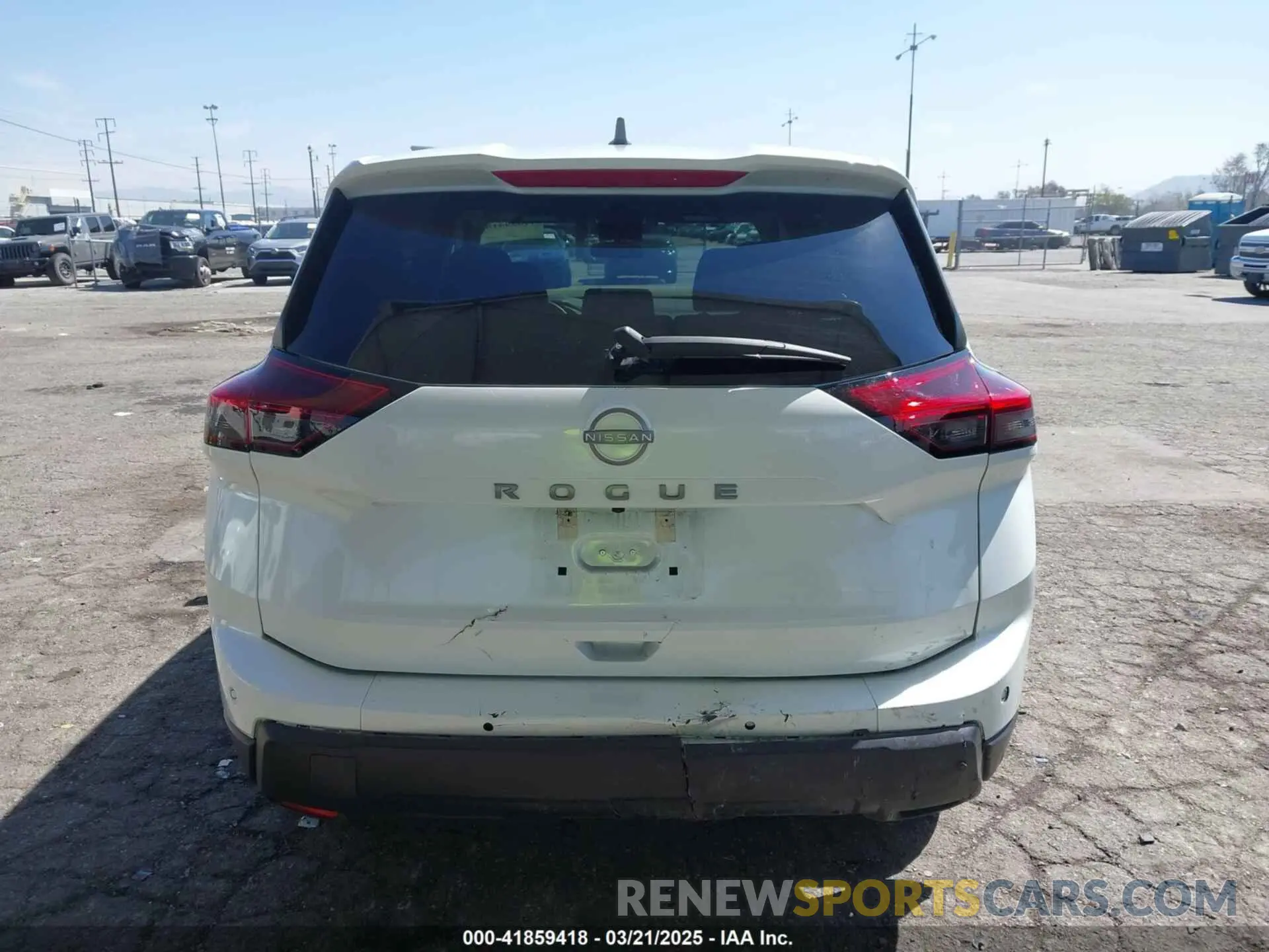 16 fotografías del automóvil dañado 5N1BT3AA3RC688415 NISSAN ROGUE 2024
