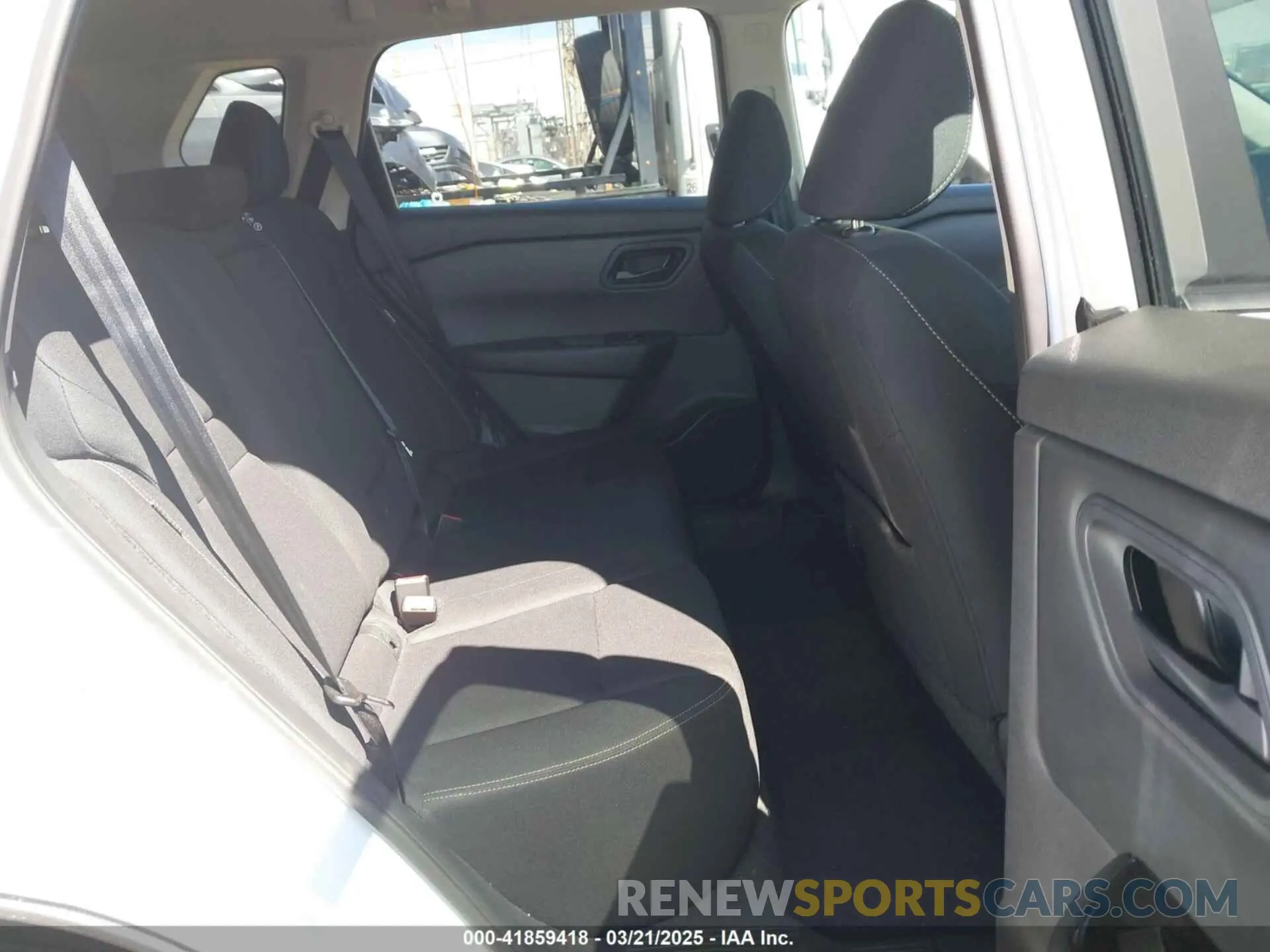 8 fotografías del automóvil dañado 5N1BT3AA3RC688415 NISSAN ROGUE 2024