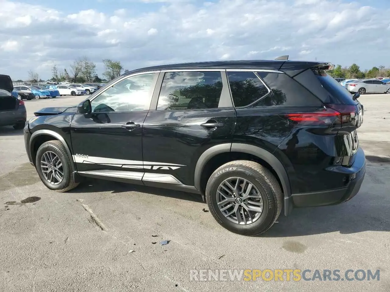 2 fotografías del automóvil dañado 5N1BT3AA3RC734390 NISSAN ROGUE 2024