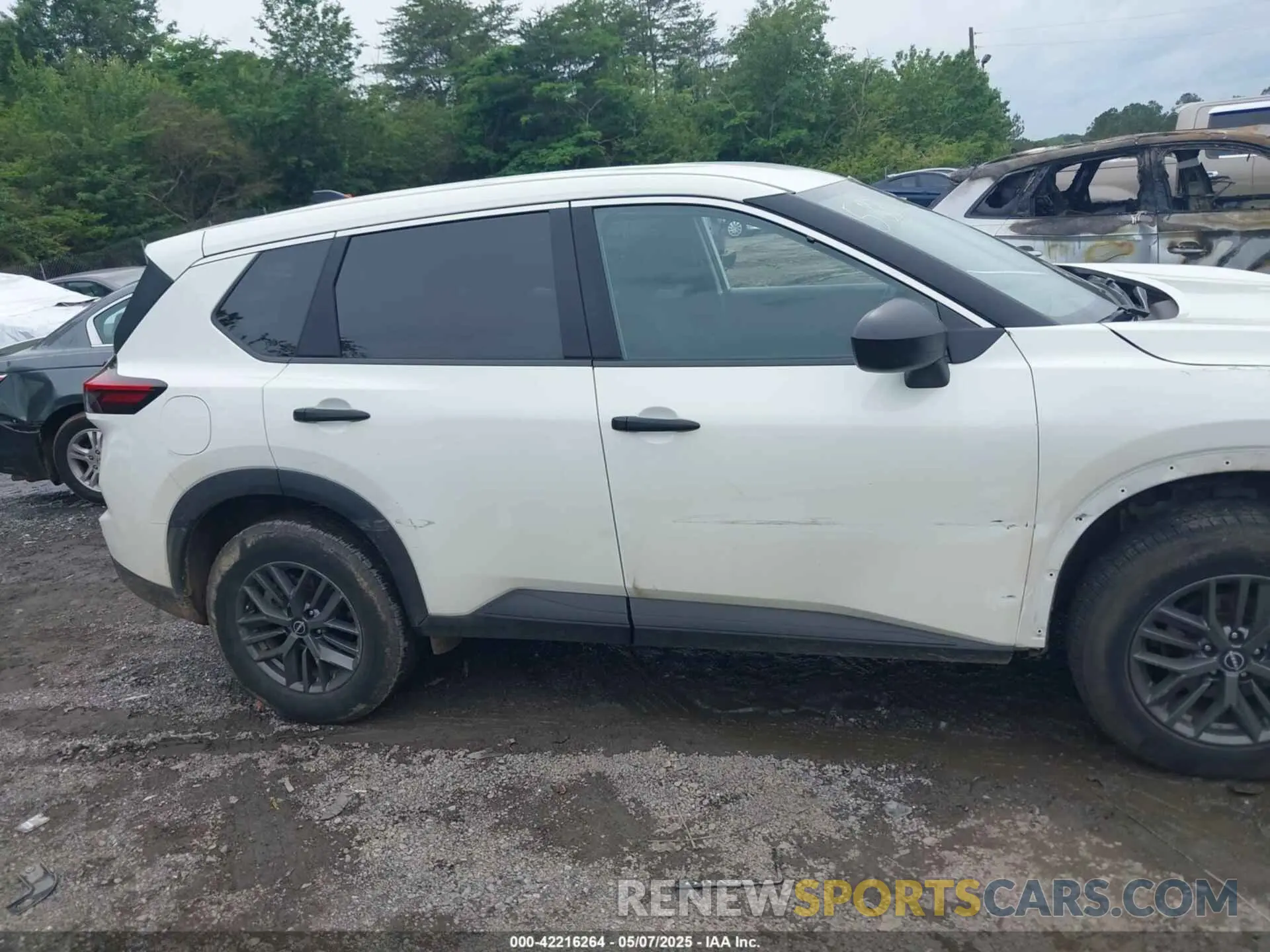 13 fotografías del automóvil dañado 5N1BT3AA4RC681960 NISSAN ROGUE 2024