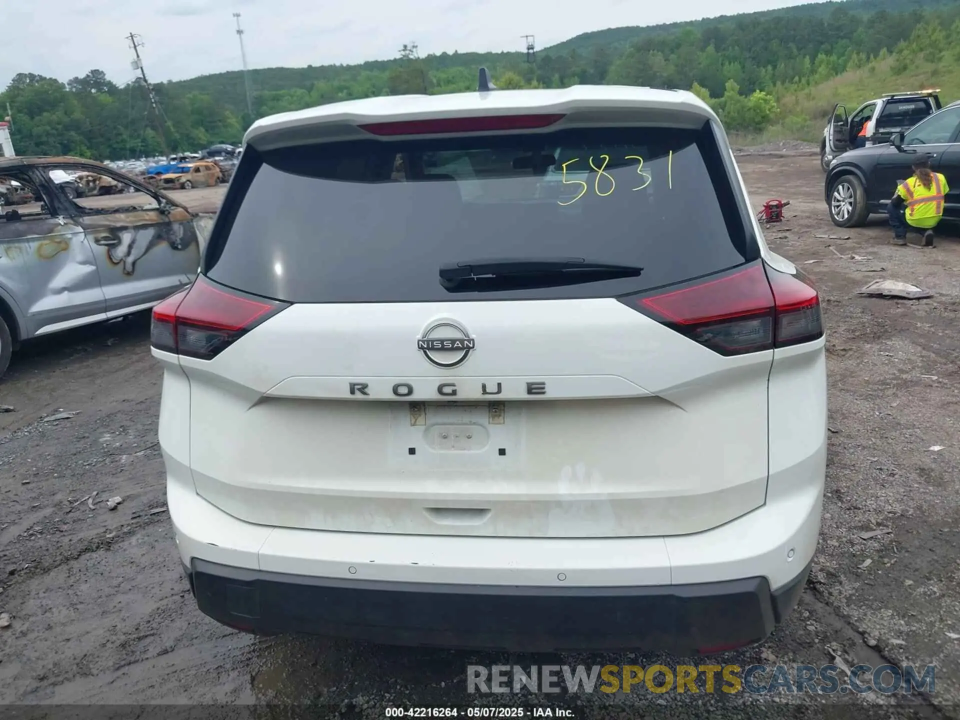 16 fotografías del automóvil dañado 5N1BT3AA4RC681960 NISSAN ROGUE 2024