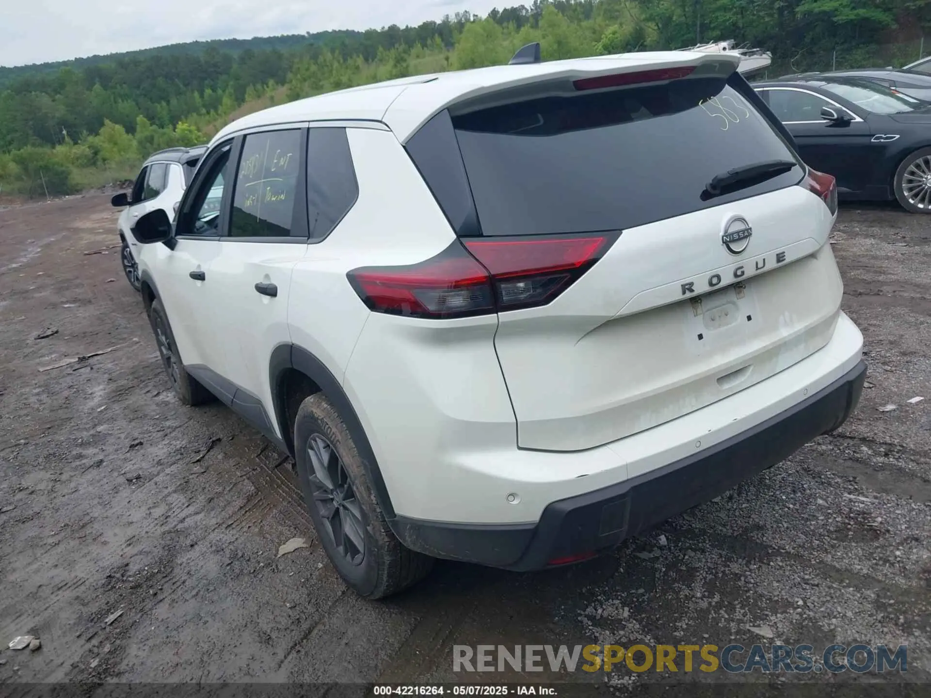 3 fotografías del automóvil dañado 5N1BT3AA4RC681960 NISSAN ROGUE 2024