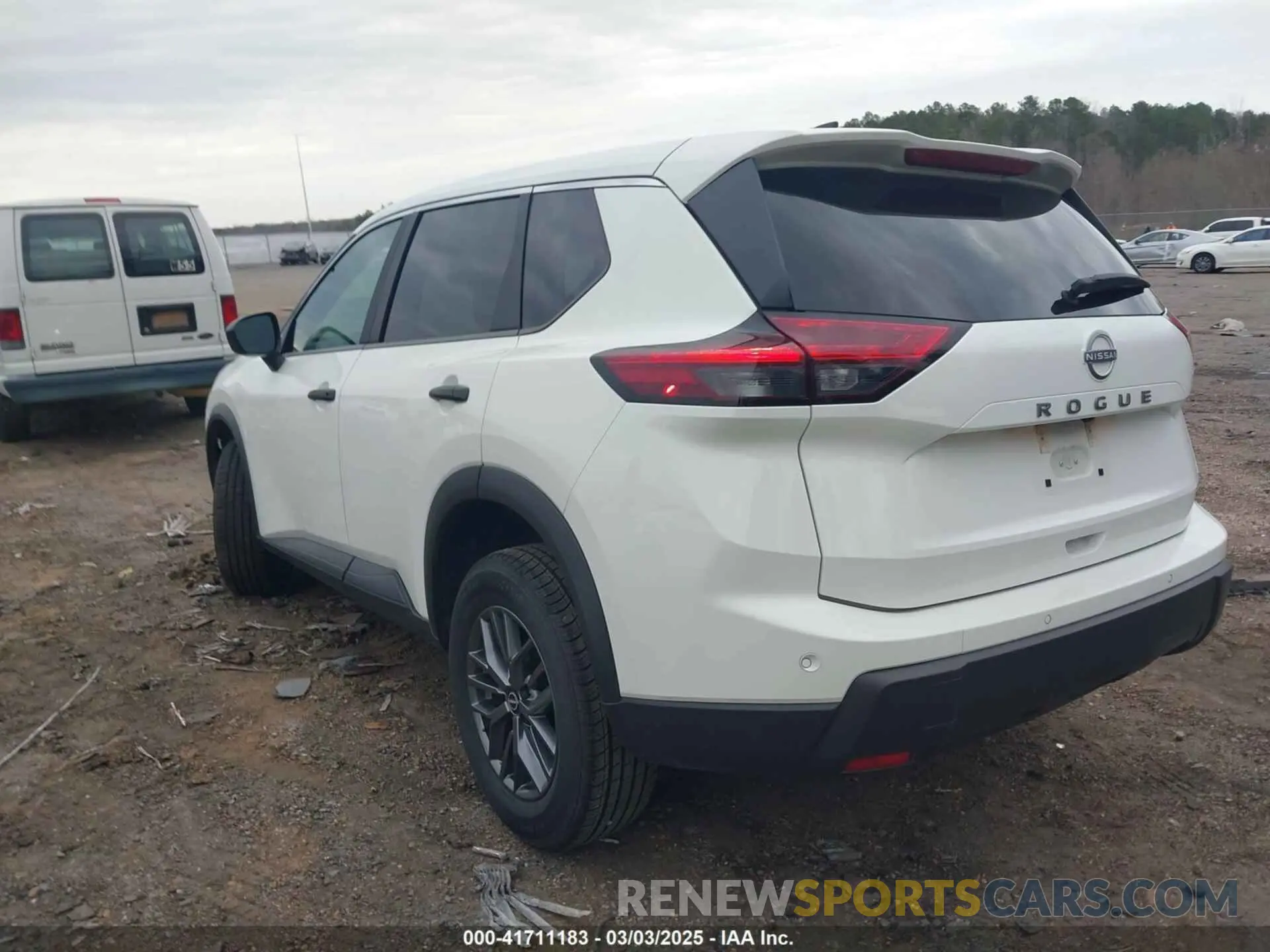 3 fotografías del automóvil dañado 5N1BT3AA7RC670290 NISSAN ROGUE 2024