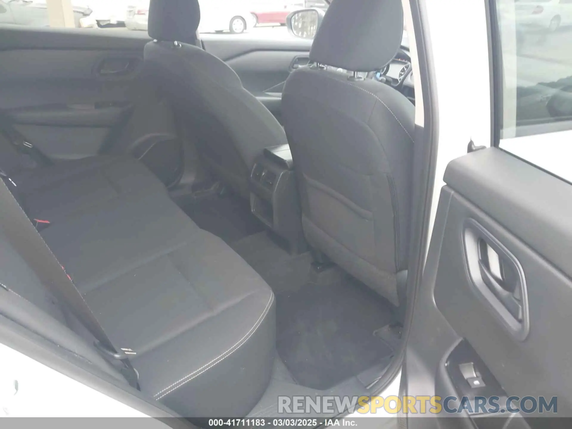 8 fotografías del automóvil dañado 5N1BT3AA7RC670290 NISSAN ROGUE 2024