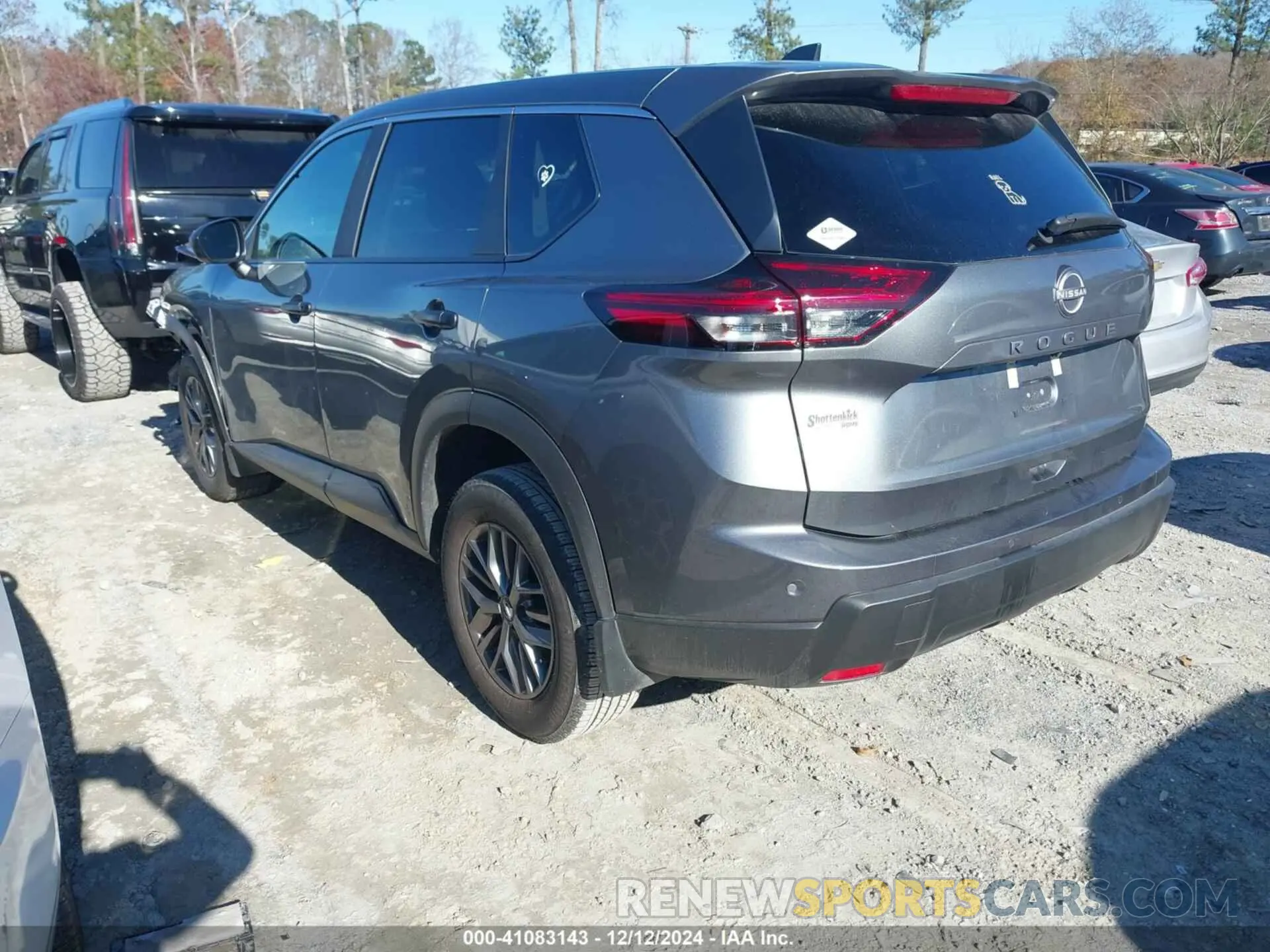 3 fotografías del automóvil dañado 5N1BT3AA8RC685123 NISSAN ROGUE 2024