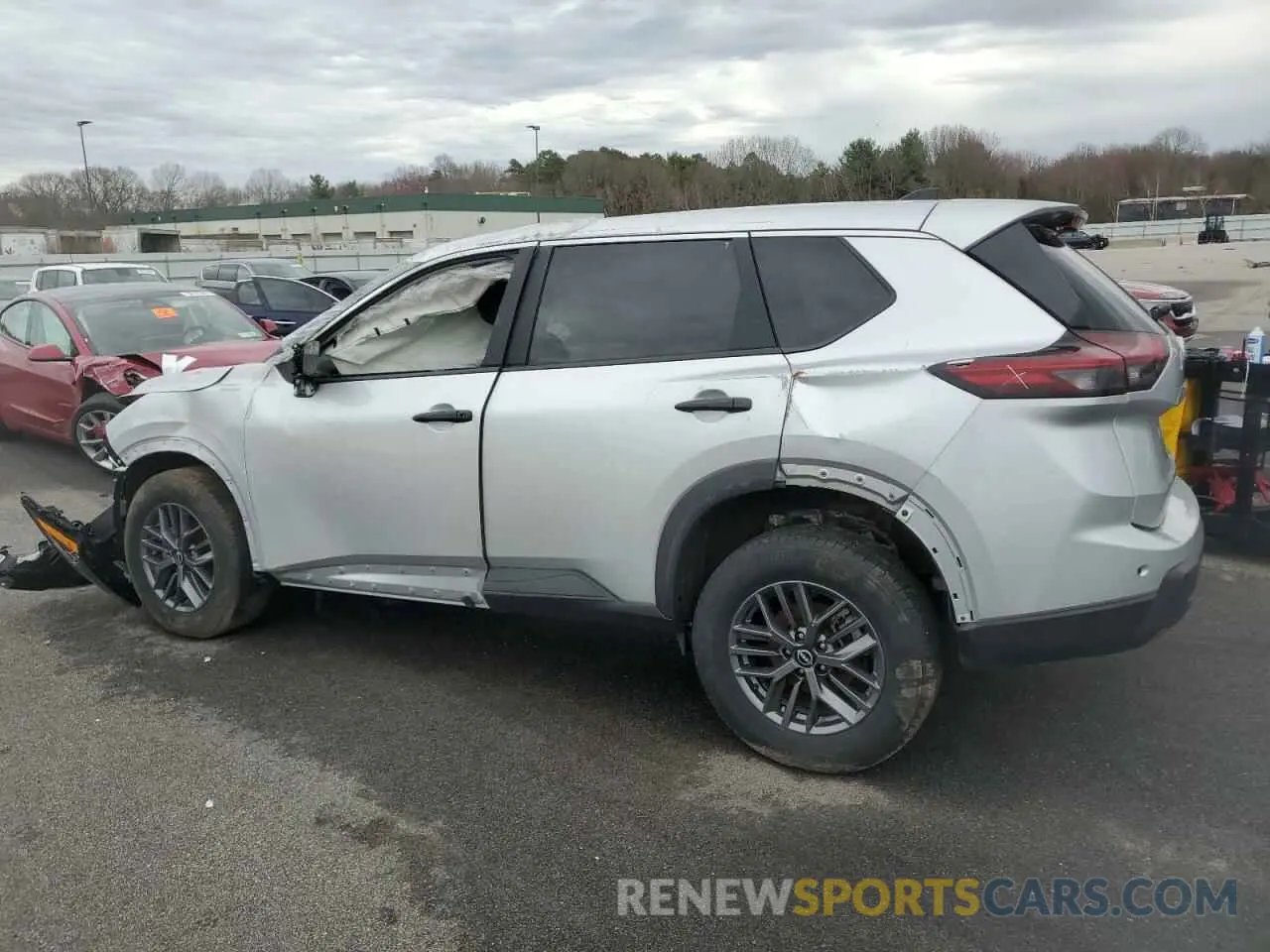2 fotografías del automóvil dañado 5N1BT3AA8RC712613 NISSAN ROGUE 2024