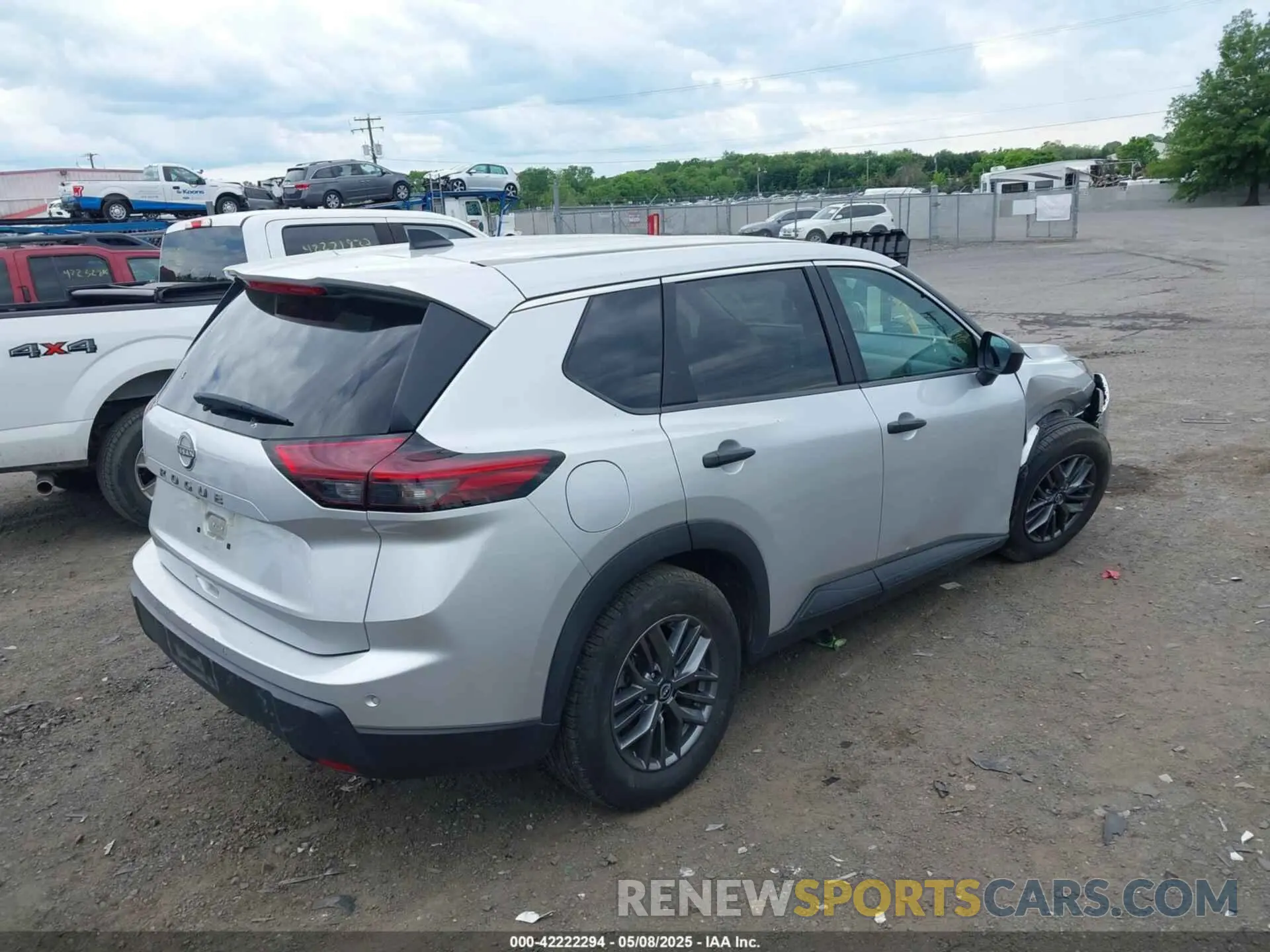 4 fotografías del automóvil dañado 5N1BT3AA9RC672848 NISSAN ROGUE 2024