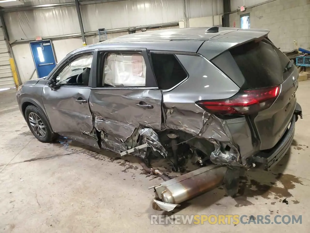 2 fotografías del automóvil dañado 5N1BT3AB1RC680564 NISSAN ROGUE 2024