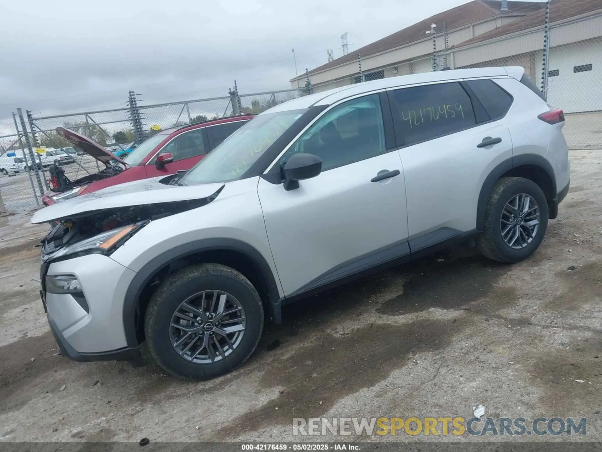 2 fotografías del automóvil dañado 5N1BT3AB7RC726284 NISSAN ROGUE 2024