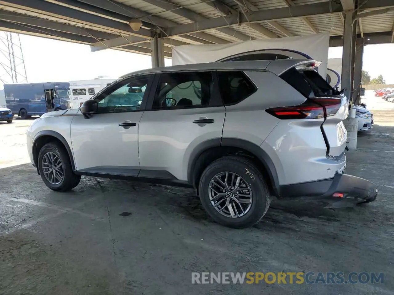 2 fotografías del automóvil dañado 5N1BT3AB7RC759639 NISSAN ROGUE 2024