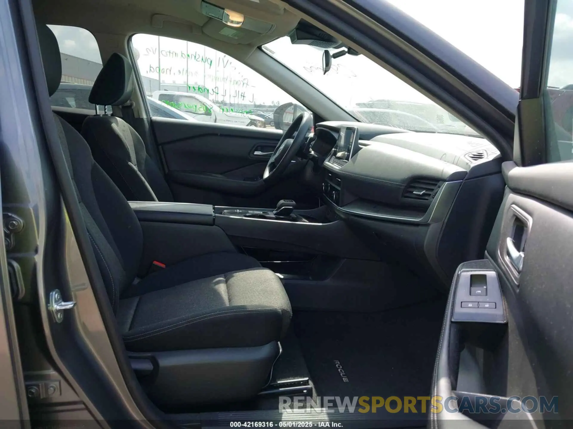 5 fotografías del automóvil dañado 5N1BT3BA2RC684385 NISSAN ROGUE 2024