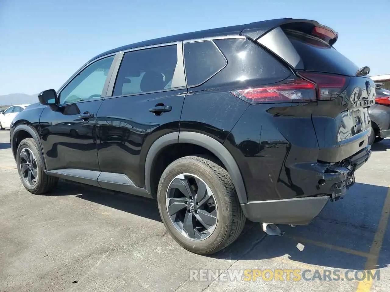 2 fotografías del automóvil dañado 5N1BT3BA3RC704076 NISSAN ROGUE 2024