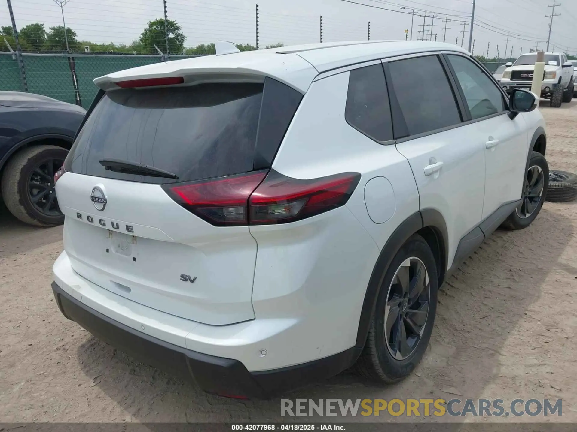 4 fotografías del automóvil dañado 5N1BT3BA4RC678880 NISSAN ROGUE 2024