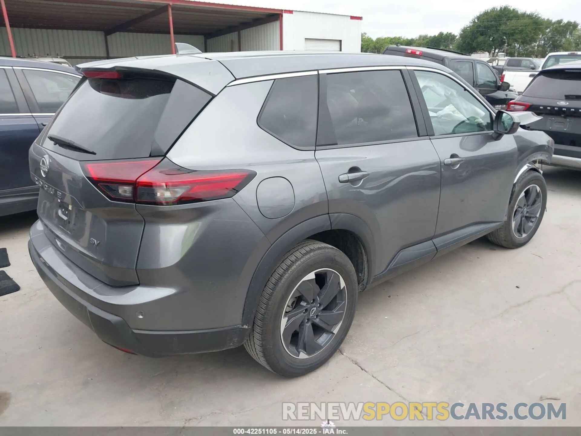 4 fotografías del automóvil dañado 5N1BT3BA5RC675079 NISSAN ROGUE 2024