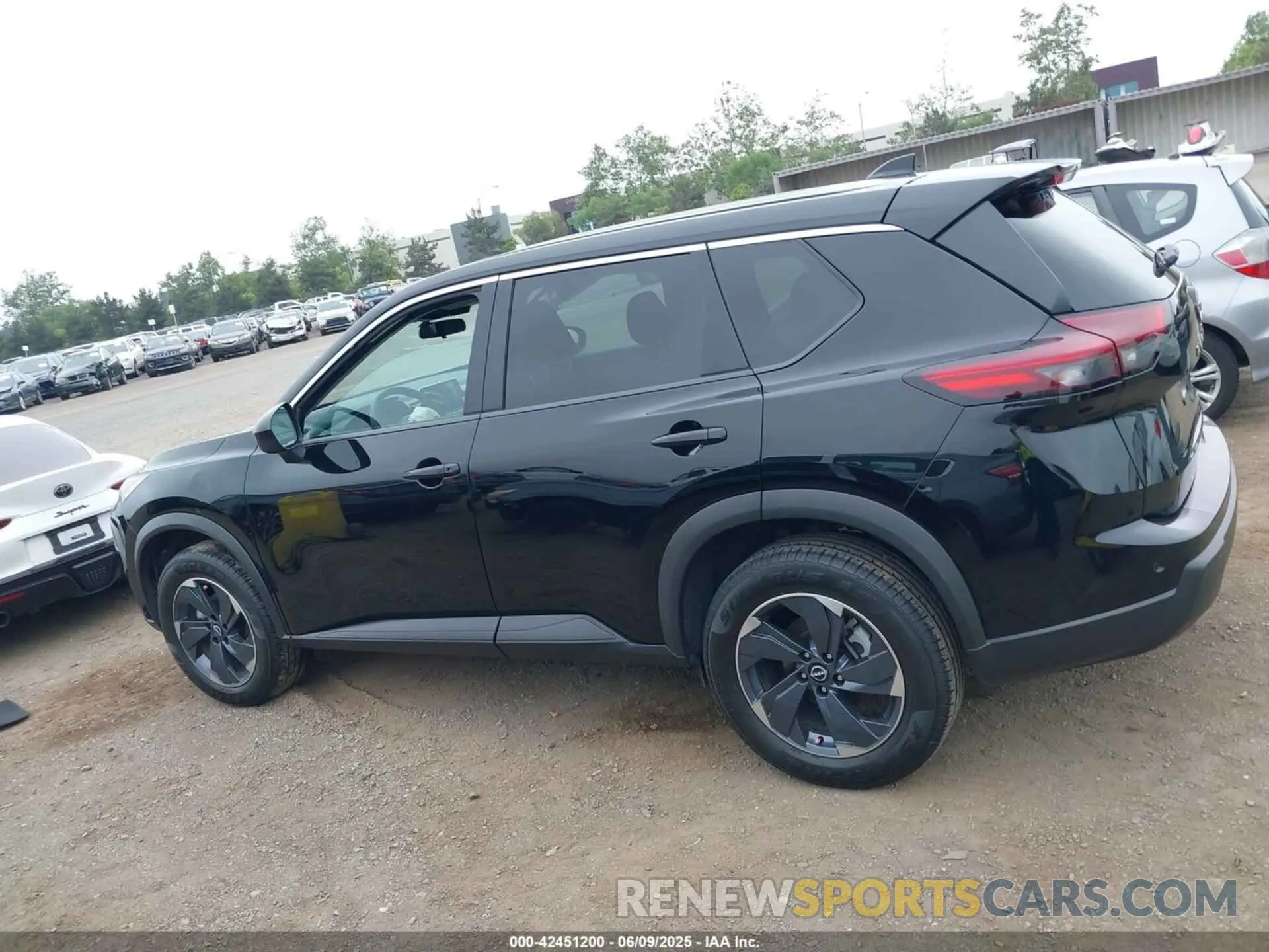 14 fotografías del automóvil dañado 5N1BT3BA6RC695969 NISSAN ROGUE 2024