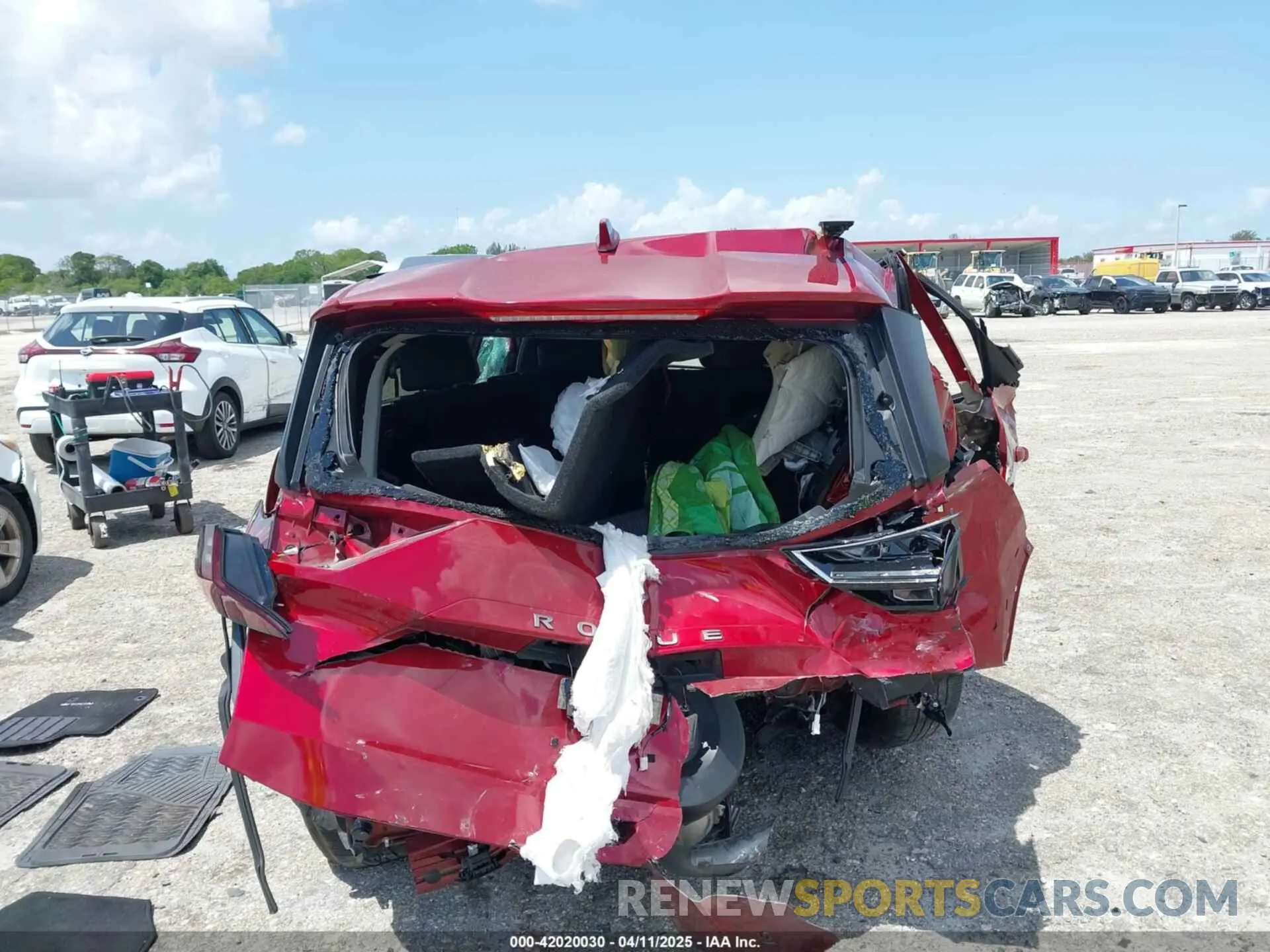 17 fotografías del automóvil dañado 5N1BT3BA7RC727280 NISSAN ROGUE 2024