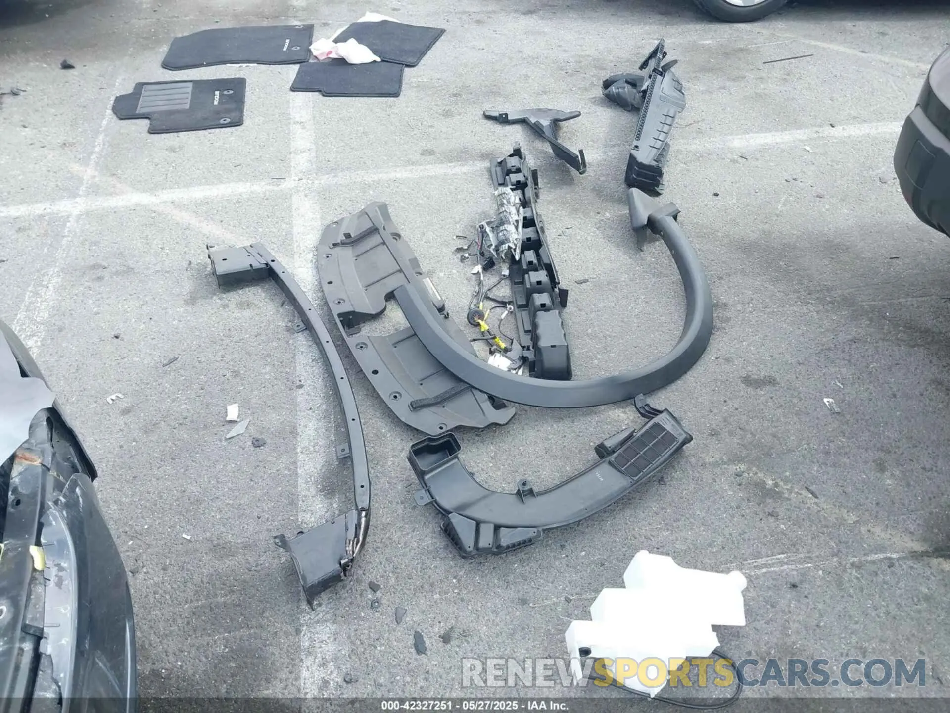 12 fotografías del automóvil dañado 5N1BT3BA7RC751112 NISSAN ROGUE 2024