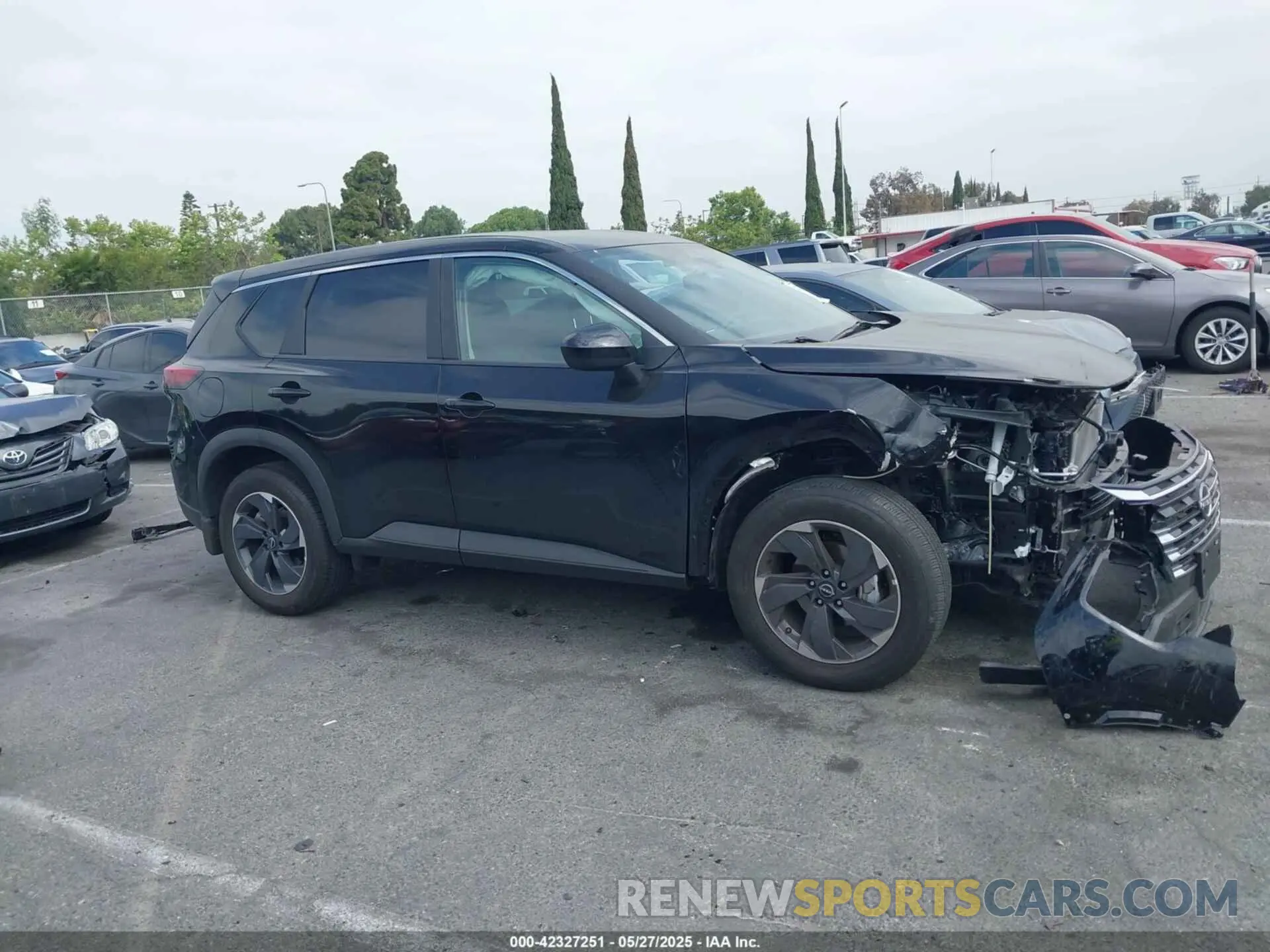 14 fotografías del automóvil dañado 5N1BT3BA7RC751112 NISSAN ROGUE 2024