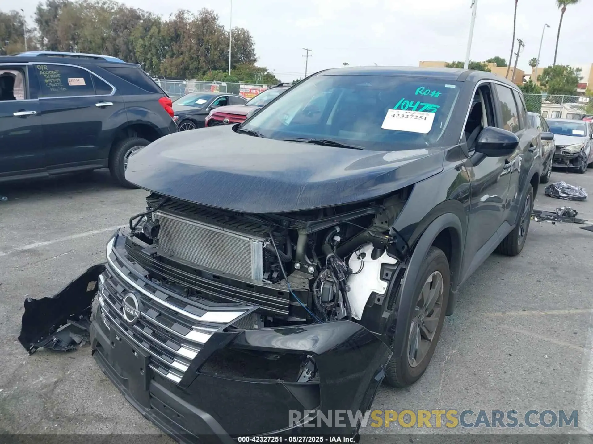 2 fotografías del automóvil dañado 5N1BT3BA7RC751112 NISSAN ROGUE 2024