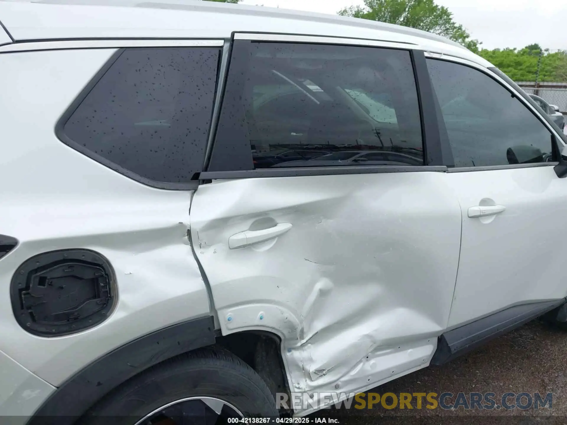 6 fotografías del automóvil dañado 5N1BT3BA8RC744847 NISSAN ROGUE 2024