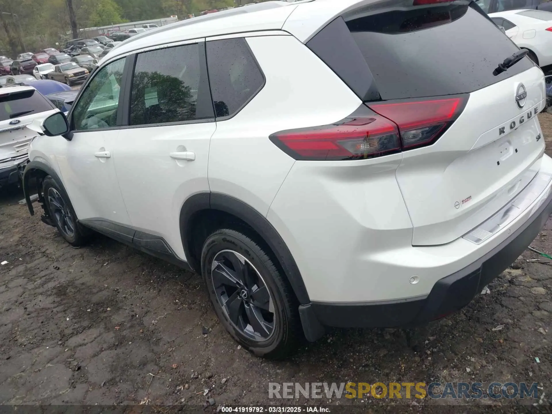 3 fotografías del automóvil dañado 5N1BT3BA8RC751023 NISSAN ROGUE 2024