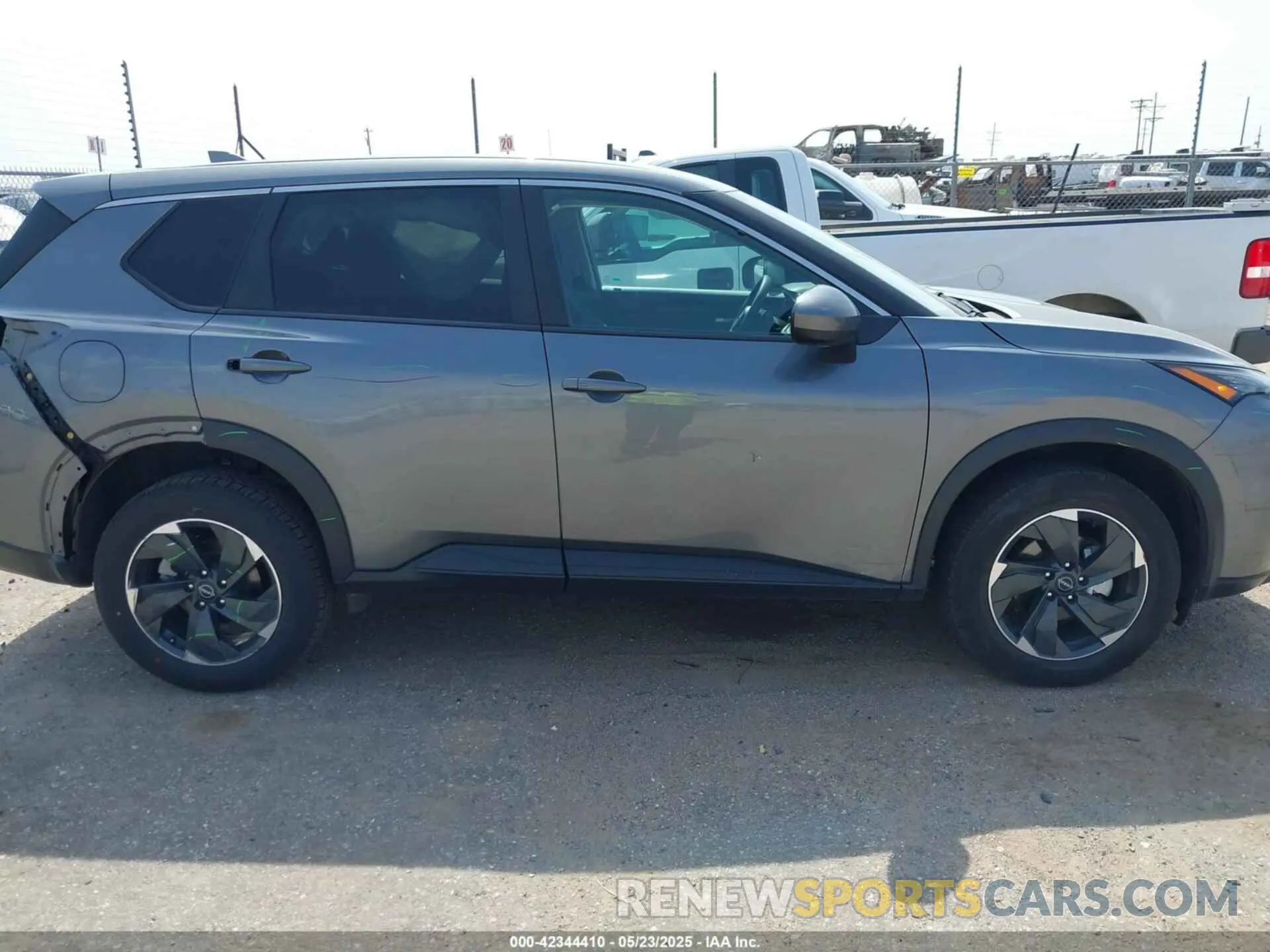 13 fotografías del automóvil dañado 5N1BT3BB1RC708927 NISSAN ROGUE 2024